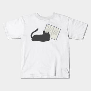 Cat reading Kids T-Shirt